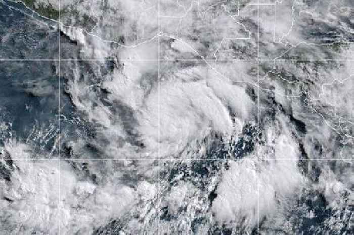 Tropical storm warning as Foreign Office advises against travel to holiday hotspot