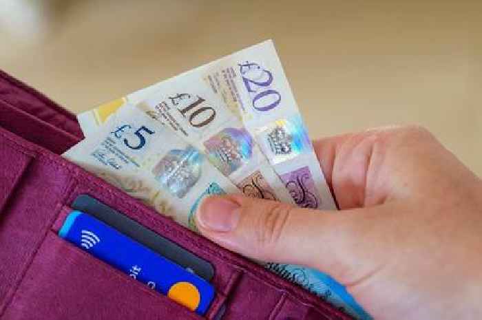 110,000 extra households in Wales will see energy bills cut by £150