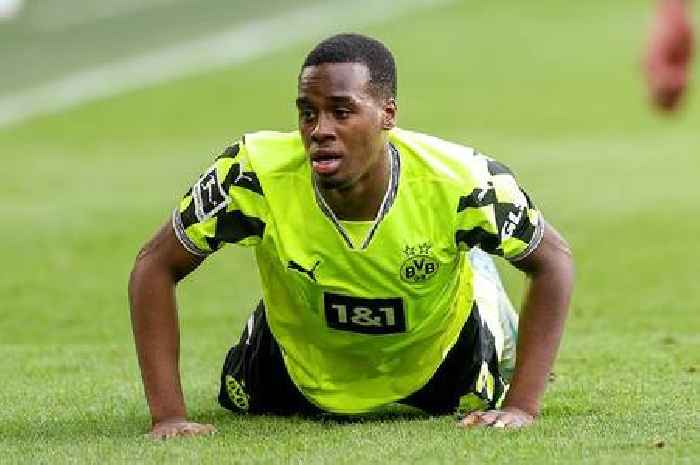 Jamie Gittens 'signs' for Chelsea this summer as he helps the Blues win a trophy