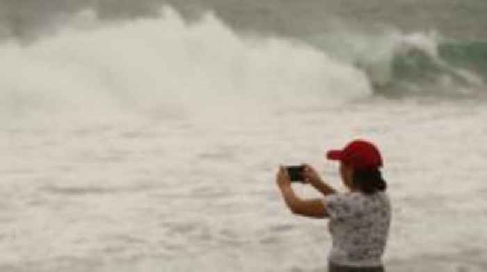 Hurricane Erick 'extremely dangerous' as it nears Mexico