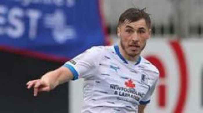 Northampton bring in Campbell and List