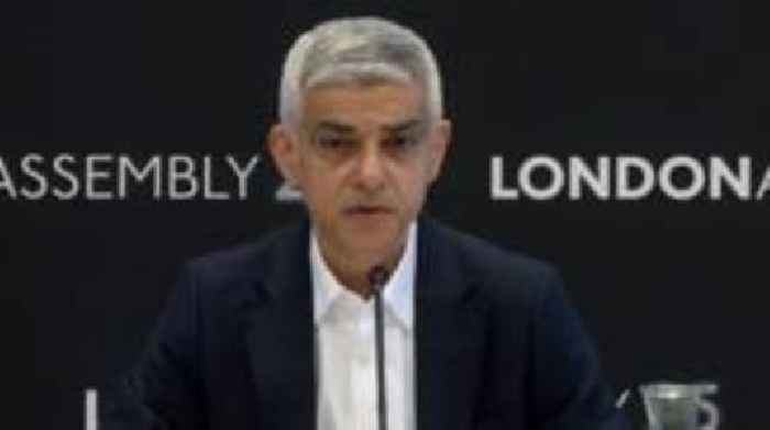 Notting Hill Carnival crush risk made me frightened, mayor says