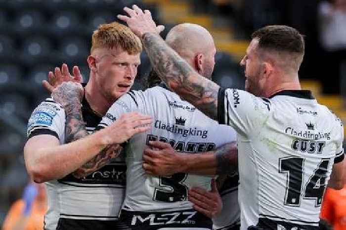 Salford Red Devils make short Hull FC verdict amid 'stupid' claim and latest team news