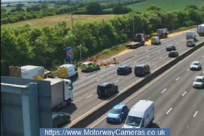 Oil spill causing serious M25 traffic delays - live updates