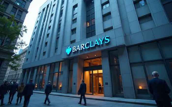 Here’s why the stalling Barclays share price could hit 400p