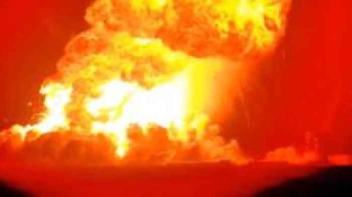 Moment SpaceX rocket suffers huge explosion