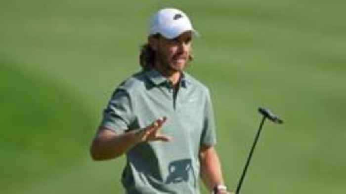 Fleetwood shares lead with Scheffler and Thomas