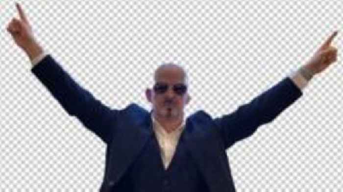 Look-alike dad mistaken for hip-hop star Pitbull