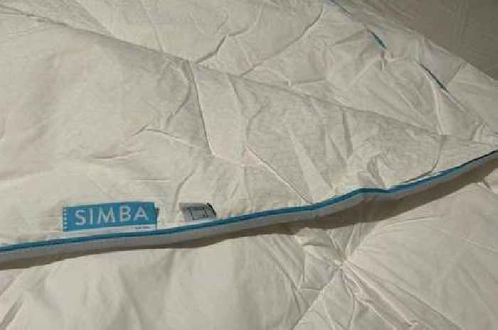 I tried Simba's Summer Hybrid Duvet and it kept me cool without a fan