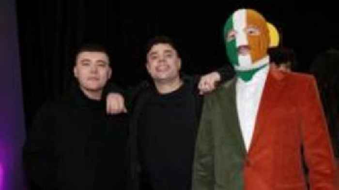 Kneecap Glastonbury performance 'not appropriate', PM says