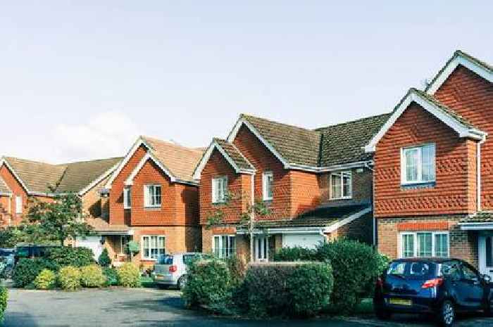 Channel 4's Phil Spencer issues new property alert - and says carry a 10p