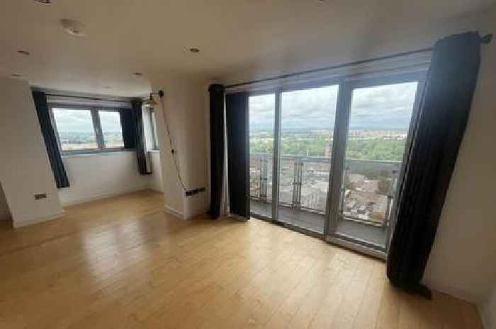 'Stunning views' Leicester city centre apartment goes to auction