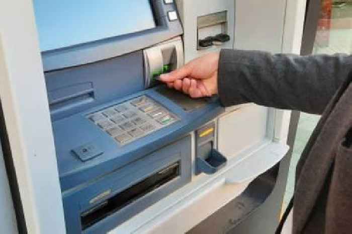 Millions of UK households told to 'open new bank account' after Thursday update