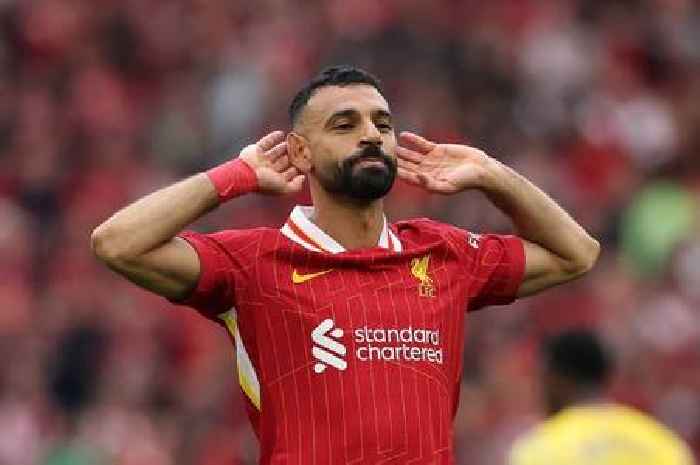 Liverpool transfer news: England star snubs Mohamed Salah as £40m exit door looms