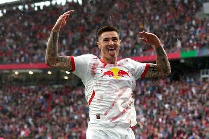 Benjamin Sesko sends Arsenal wordless message as RB Leipzig striker makes shock transfer demand