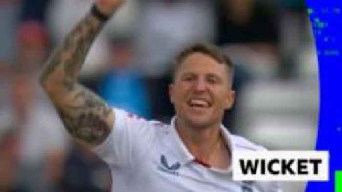 'What a breakthrough!' - Carse bowls Gill early to put pressure on India