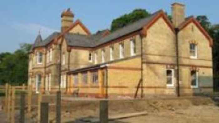 Probe into alleged historical child abuse at mental health units