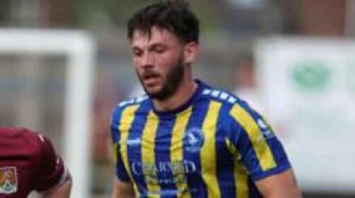 Accrington sign King's Lynn defender Sass