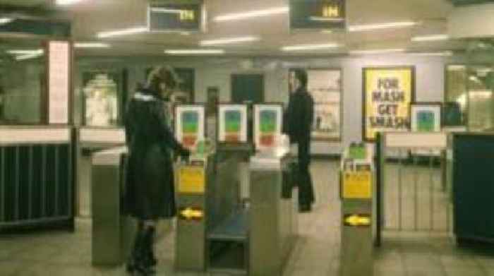 London transport photo archives to go on display