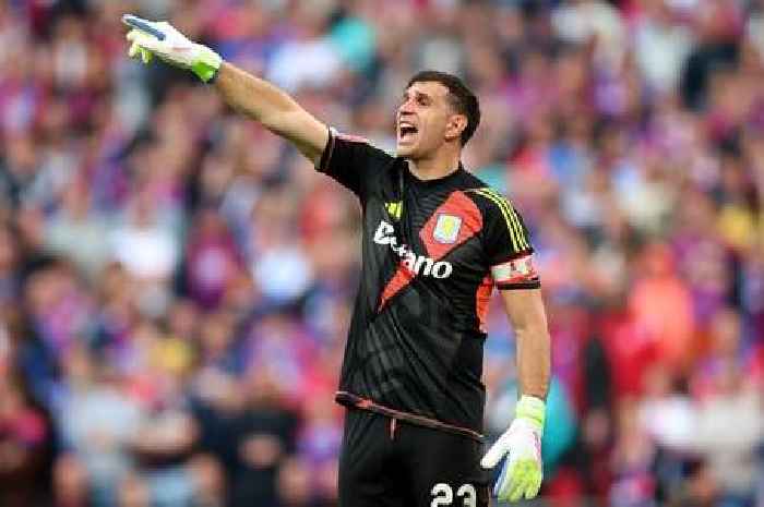 Emi Martinez transfer latest as new club could leave Aston Villa with decision