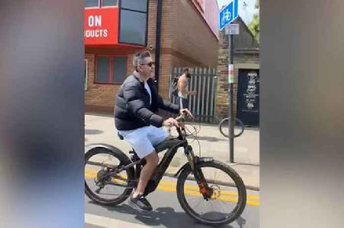 Simon Cowell back on e-bike without helmet despite two previous accidents