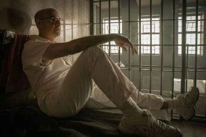 'Gripping' and 'brilliant' Netflix crime thriller but fans only have days to watch