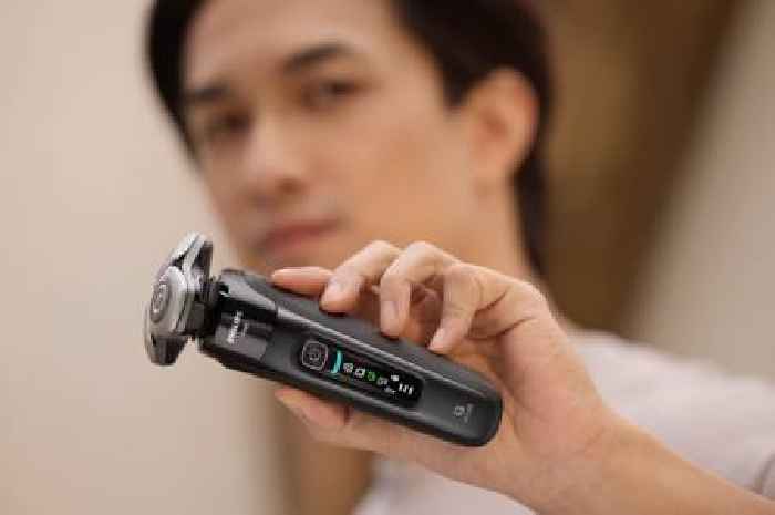 'Effortless' Philips electric shaver that leaves shoppers 'free from razor burn' now £260 less
