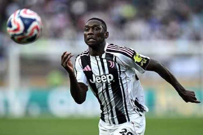 Chelsea transfer news LIVE - Randal Kolo Muani update, Jamie Gittens latest, Hugo Ekitike talks