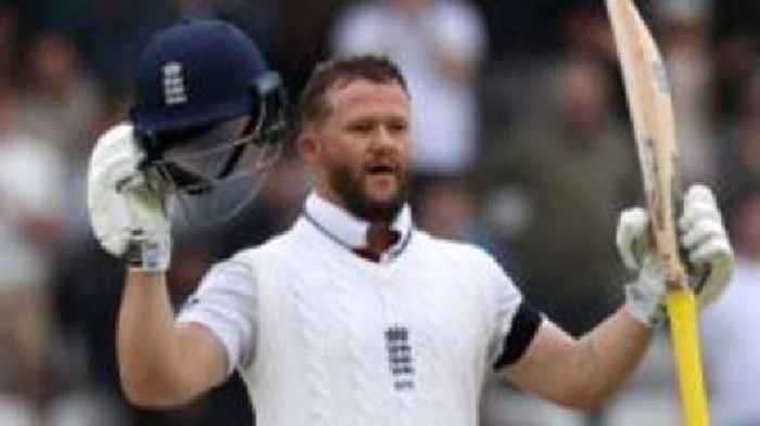 Duckett leads England to classic defeat of India