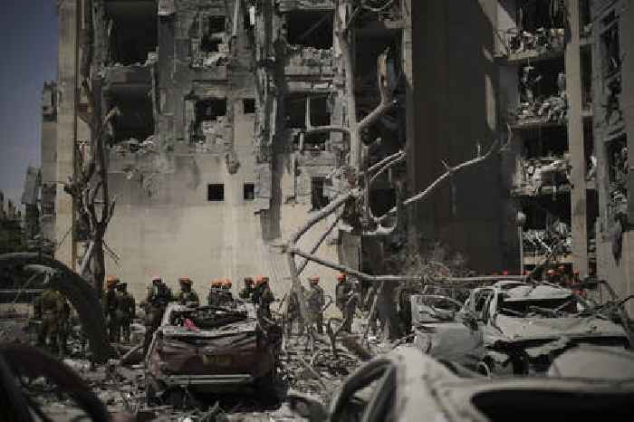 Israel Vows Retaliatory Strikes on Tehran as Iran Denies Launching New Missile Attack – Just Hours After Ceasefire Began