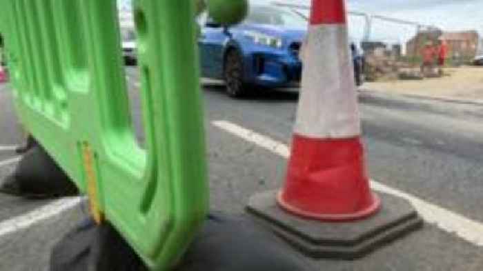 Roadworks with 14km detour return after festival