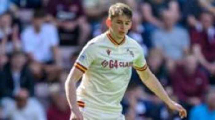 Full-back Seddon joins Wimbledon for third spell