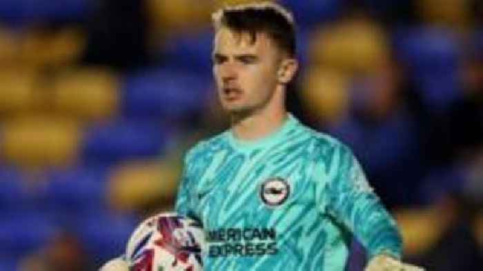 Leyton Orient sign keeper Cahill from Brighton