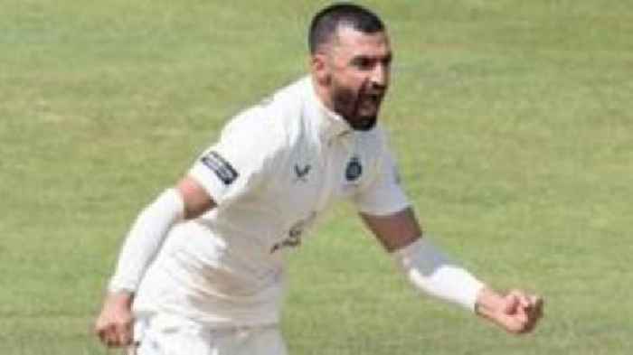 Middlesex build lead after Gohar five-for against Northants