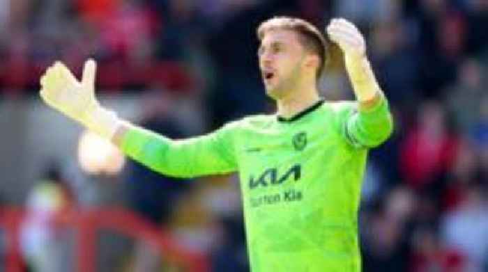 Millwall sign Crocombe from Burton on free transfer