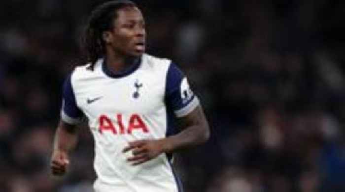 Doncaster sign Tottenham forward Ajayi