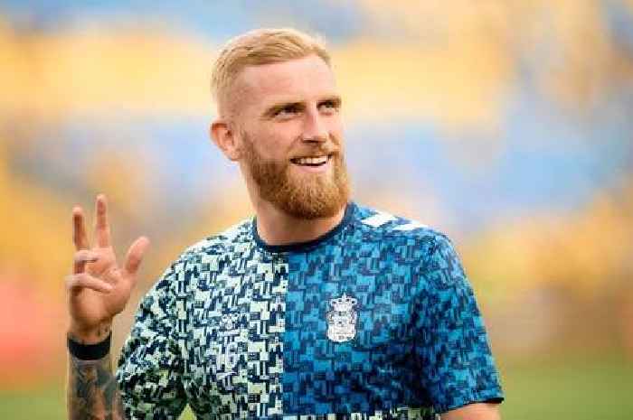 Hull City face nervous Oliver McBurnie transfer wait as striker battle intensifies