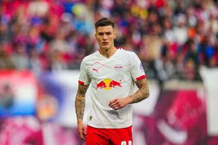 Benjamin Sesko shares social media message as Arsenal transfer talks continue