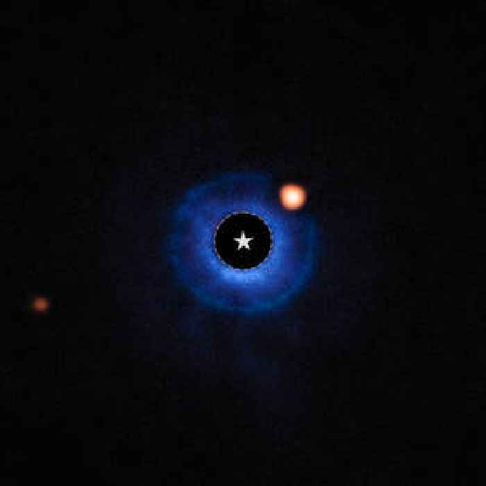 Webb finds evidence of a lightweight planet around TWA 7