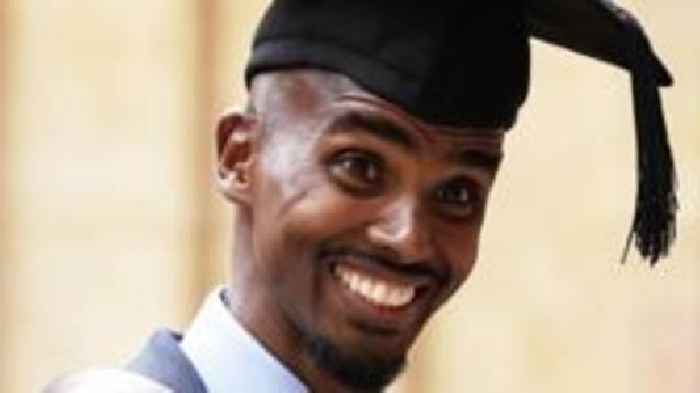 Sir Mo Farah collects honorary Oxford degree