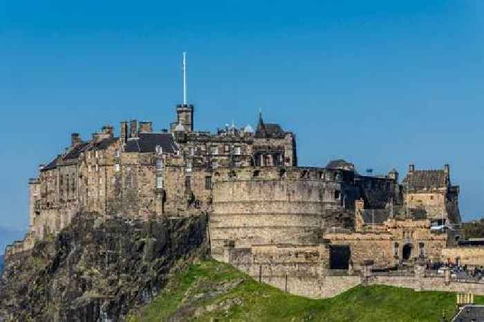 Edinburgh Castle crowned best UK castle for fairytale proposals