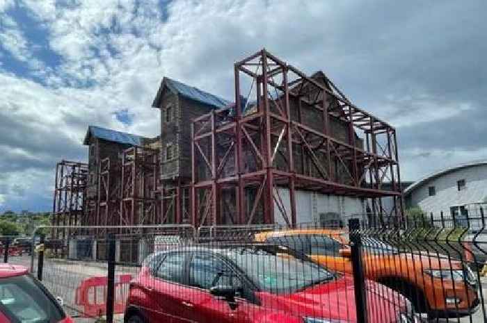 Stirling's historic Kerse Mill should be 'immediately demolished', say engineers
