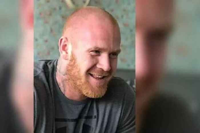 Murder accused 'told prison officer he would bide his time and get him'