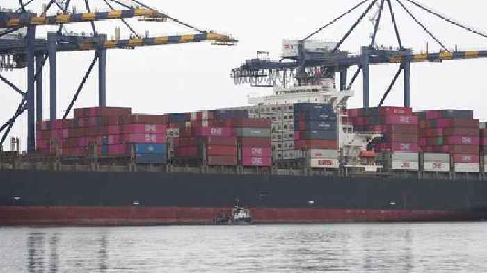 Trade strategy aims to boost UK firms amid Trump tariff chaos