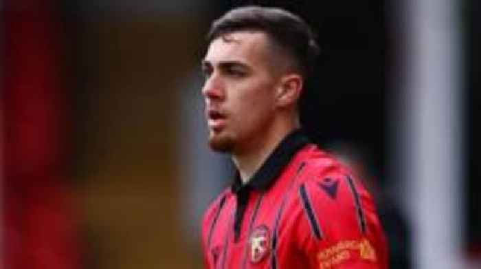 Wycombe sign Walsall's Allen for undisclosed fee