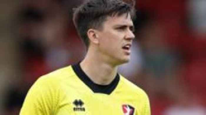 Goalkeeper Evans makes permanent Barnet switch
