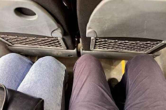 Man refuses to swap plane seats for couple - and is hailed a hero for his response