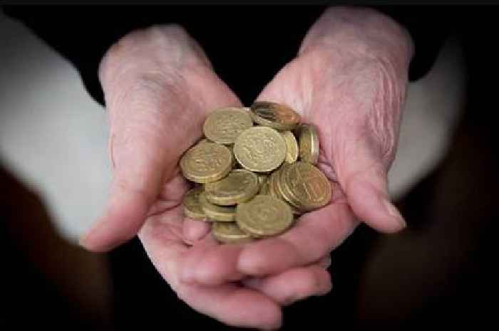 State pensioners who became grandparents before 2017 handed extra £79 by DWP