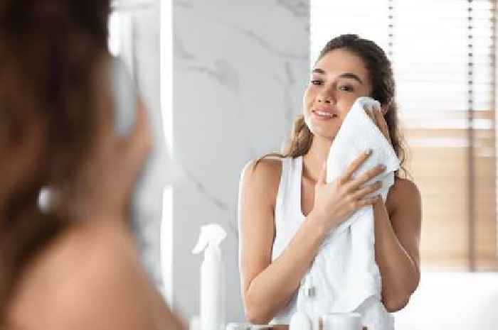 Elemis' £49 cleansing balm that 'effortlessly removes makeup' and leaves skin 'silky soft' now £37