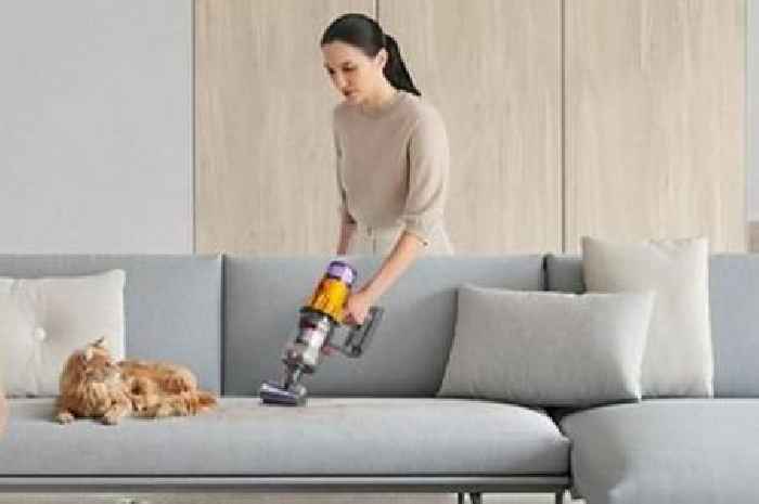 Dyson V12 vacuum that's 'powerful and easy to manoeuvre' gets £190 price slash